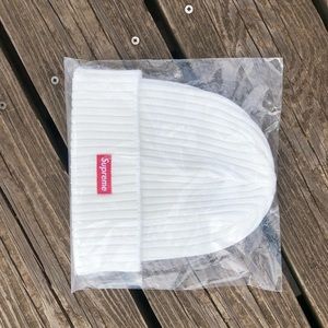 Supreme SS20 white beanie